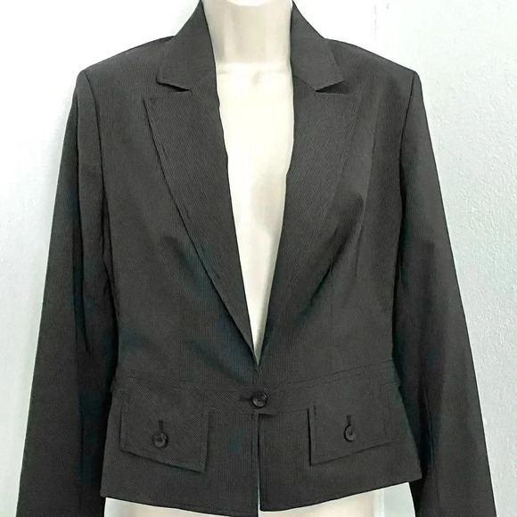 Victoria’s Secret Body by Victoria 90s Tailored Pinstripe Cropped Blazer Office - Picture 5 of 9